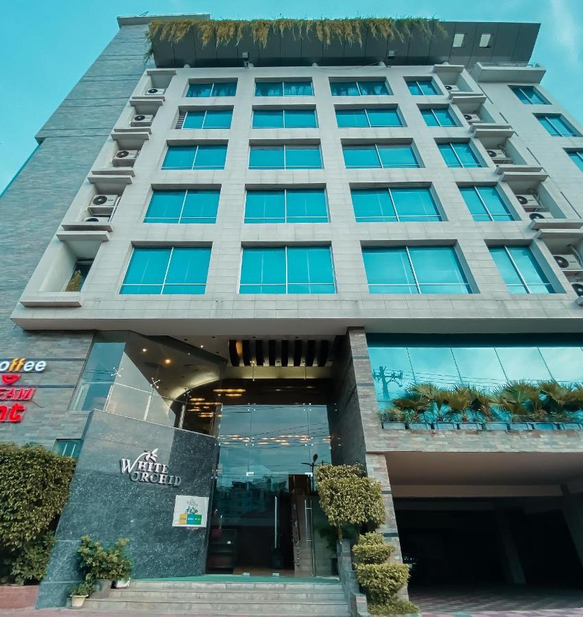 Hotel White Orchid Koks Badźar Zewnętrze zdjęcie