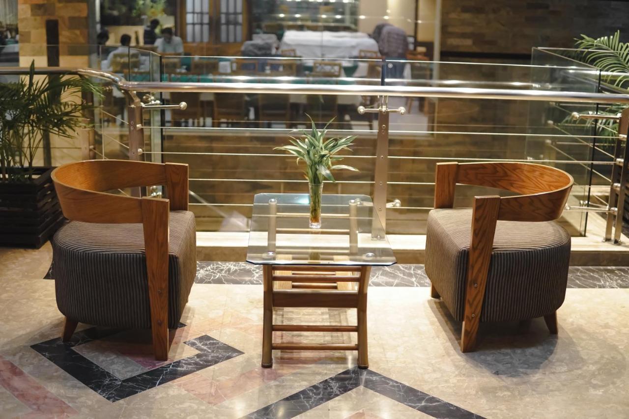 Hotel White Orchid Koks Badźar Zewnętrze zdjęcie